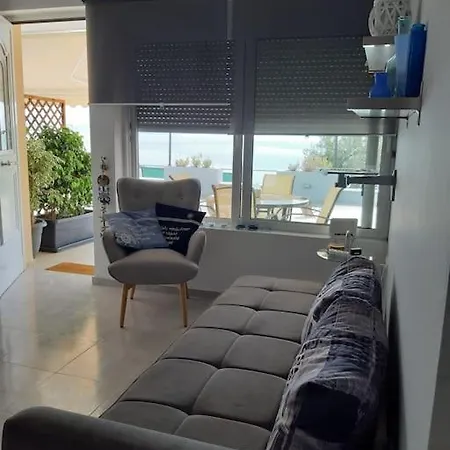 Apartment On The Xiropigado